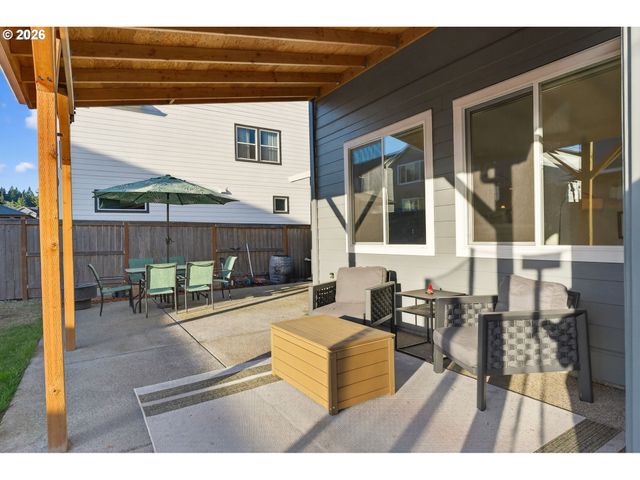 11715 Se DOG MOUNTAIN Ter, Happy Valley, OR 97086