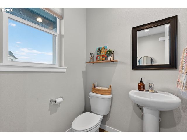 11715 Se DOG MOUNTAIN Ter, Happy Valley, OR 97086