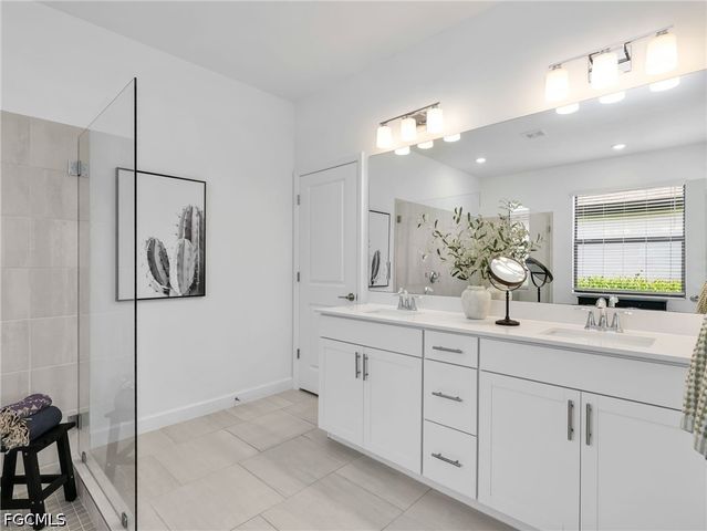 20199 Hartford BLVD, Estero, FL 33928