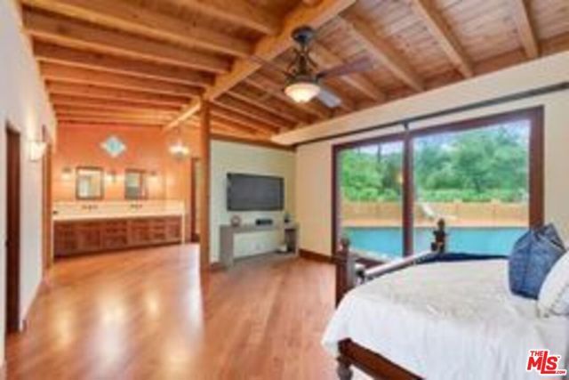 16141 Bayberry Place, Sherman Oaks, CA 91403