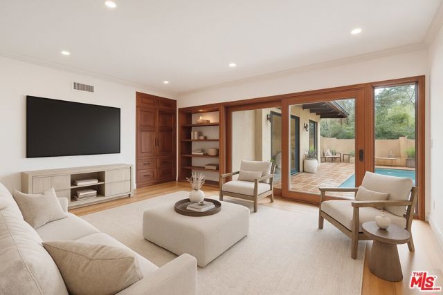 16141 Bayberry Place, Sherman Oaks, CA 91403