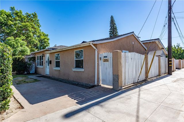 18319 Norwalk Boulevard, Artesia, CA 90701