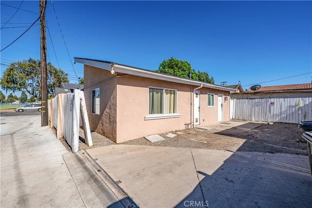 18319 Norwalk Boulevard, Artesia, CA 90701