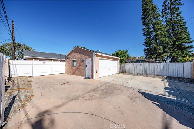 18319 Norwalk Boulevard, Artesia, CA 90701
