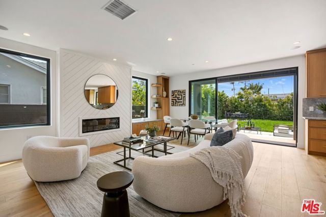4323 Beethoven Street, Los Angeles, CA 90066