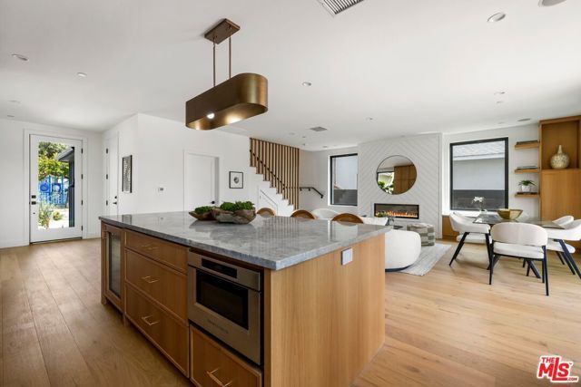 4323 Beethoven Street, Los Angeles, CA 90066