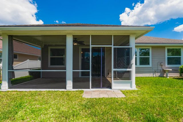 494 Aventurine Ave, St Augustine, FL 32086