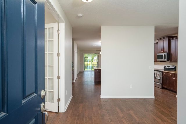 494 Aventurine Ave, St Augustine, FL 32086