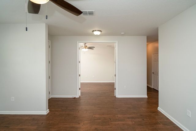 494 Aventurine Ave, St Augustine, FL 32086