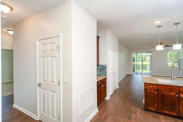 494 Aventurine Ave, St Augustine, FL 32086