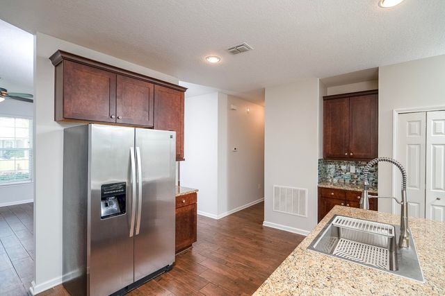 494 Aventurine Ave, St Augustine, FL 32086