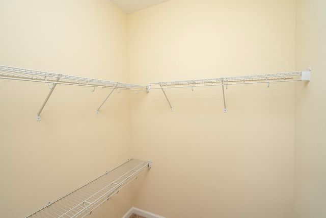 494 Aventurine Ave, St Augustine, FL 32086