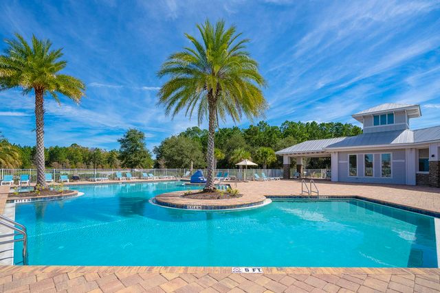 494 Aventurine Ave, St Augustine, FL 32086