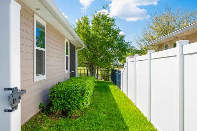 494 Aventurine Ave, St Augustine, FL 32086