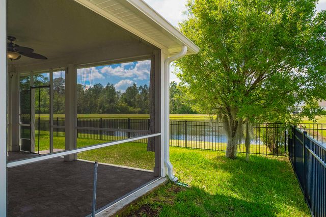 494 Aventurine Ave, St Augustine, FL 32086