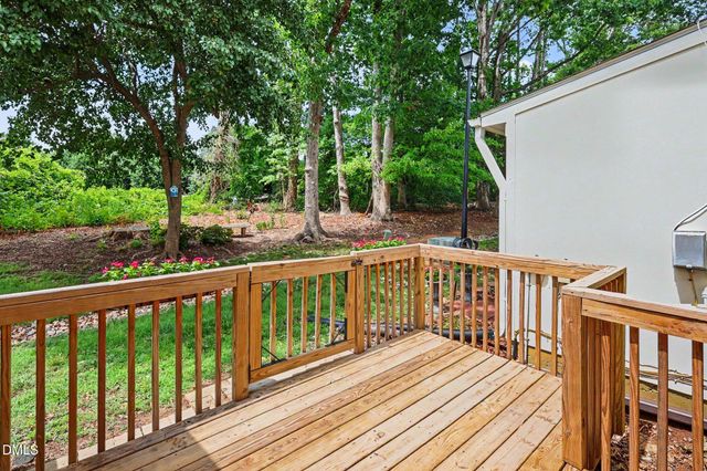 6561 New Market Way, Raleigh, NC 27615