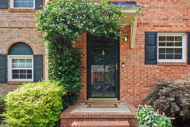 6561 New Market Way, Raleigh, NC 27615