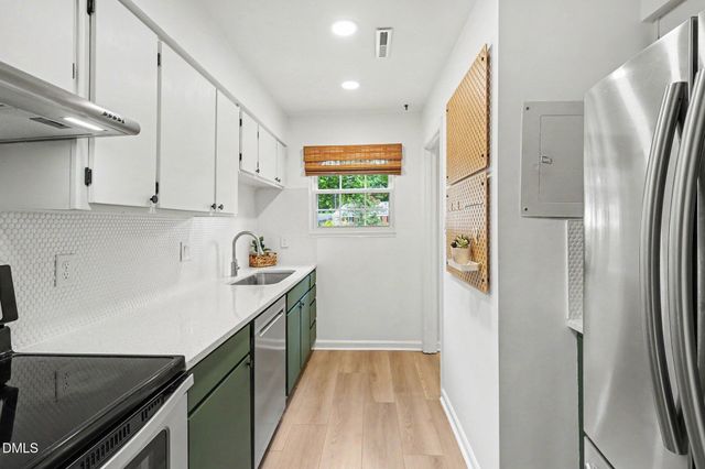 6561 New Market Way, Raleigh, NC 27615