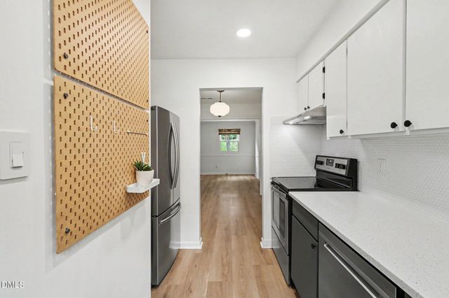 6561 New Market Way, Raleigh, NC 27615