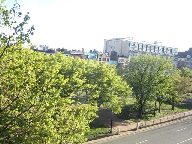 471 Commonwealth Avenue 4F, Boston, MA 02215