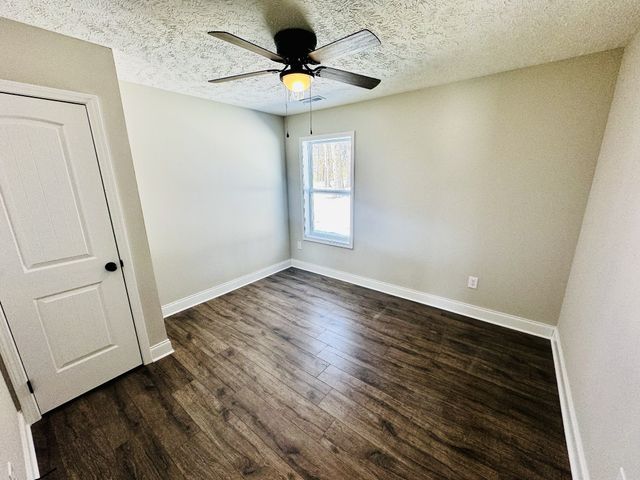 111 W End Ave, Shelbyville, TN 37160