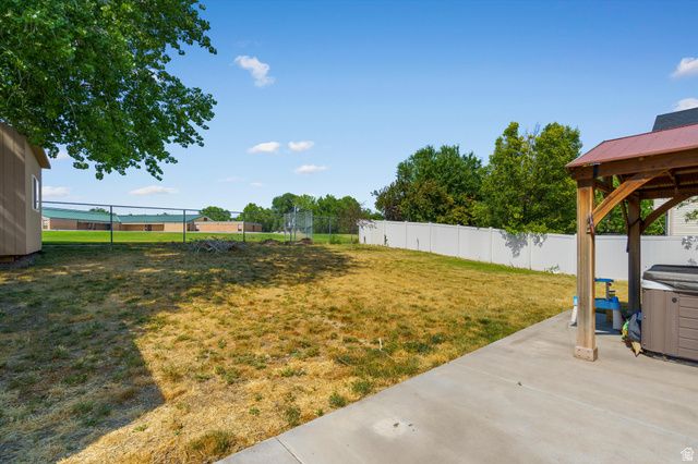 3436 W DOWNHILL RD, Taylorsville, UT 84129