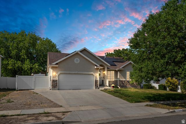 3436 W DOWNHILL RD, Taylorsville, UT 84129