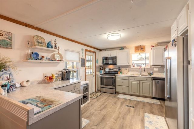 191 E ARIEL ROAD, Oak Hill, FL 32759