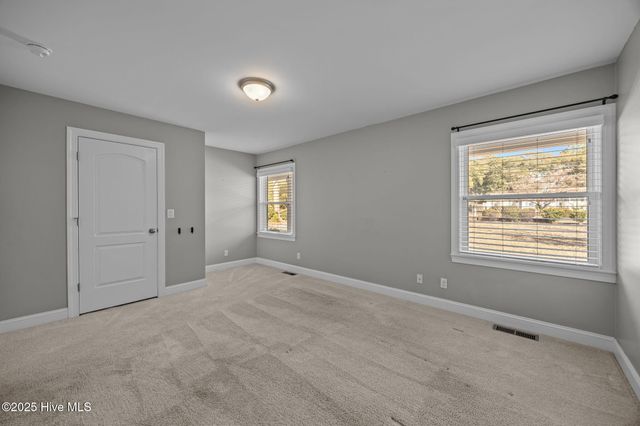 5016 Clear Run Drive, Wilmington, NC 28403