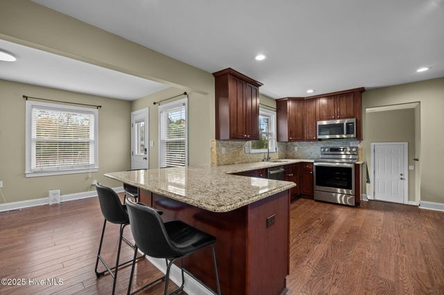 5016 Clear Run Drive, Wilmington, NC 28403