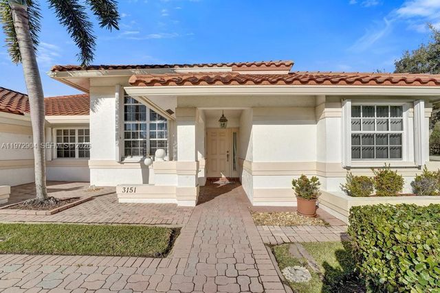 3151 Overlook Rd, Davie, FL 33328