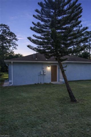 2275 Robin DR, Naples, FL 34117