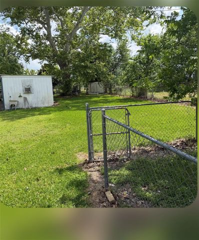 9802 Freestone, Houston, TX 77034