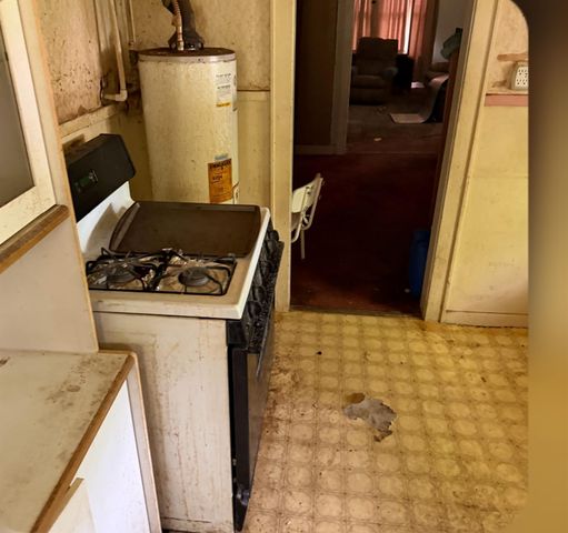 9802 Freestone, Houston, TX 77034
