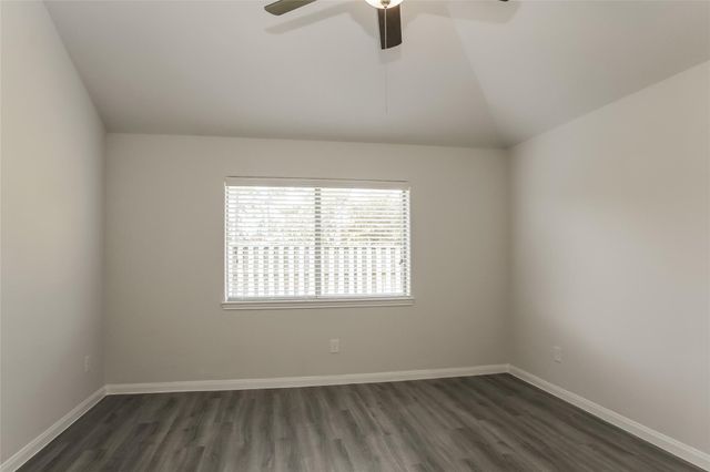 13401 Raintree Drive, Montgomery, TX 77356