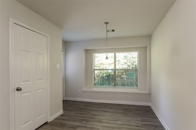 13401 Raintree Drive, Montgomery, TX 77356