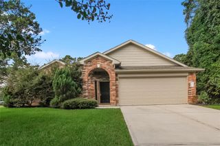 13401 Raintree Drive, Montgomery, TX 77356
