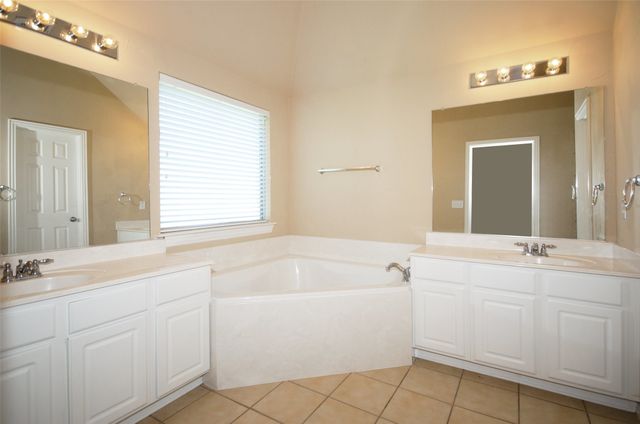 907 Mustang Ridge Drive, Murphy, TX 75094