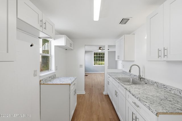 7418 JASPER Avenue, Jacksonville, FL 32211