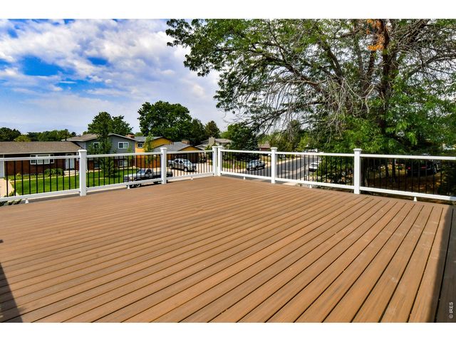 1442 Hilltop Dr, Longmont, CO 80504