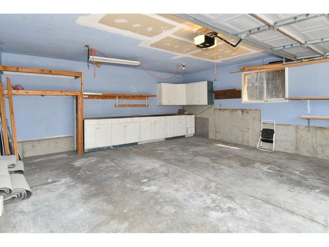 1442 Hilltop Dr, Longmont, CO 80504