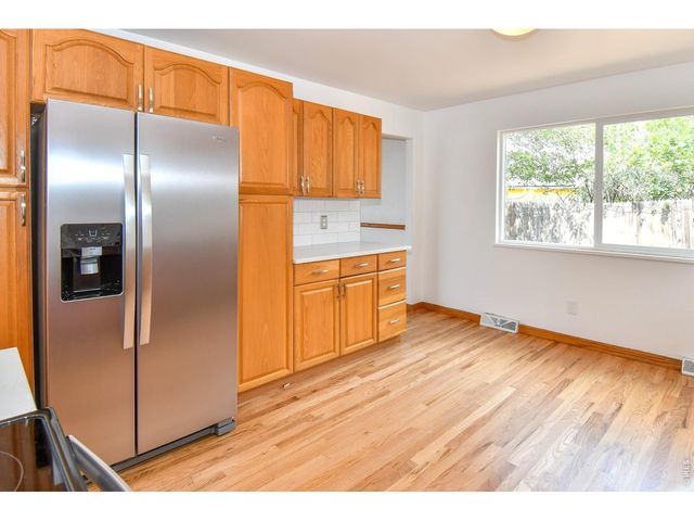 1442 Hilltop Dr, Longmont, CO 80504