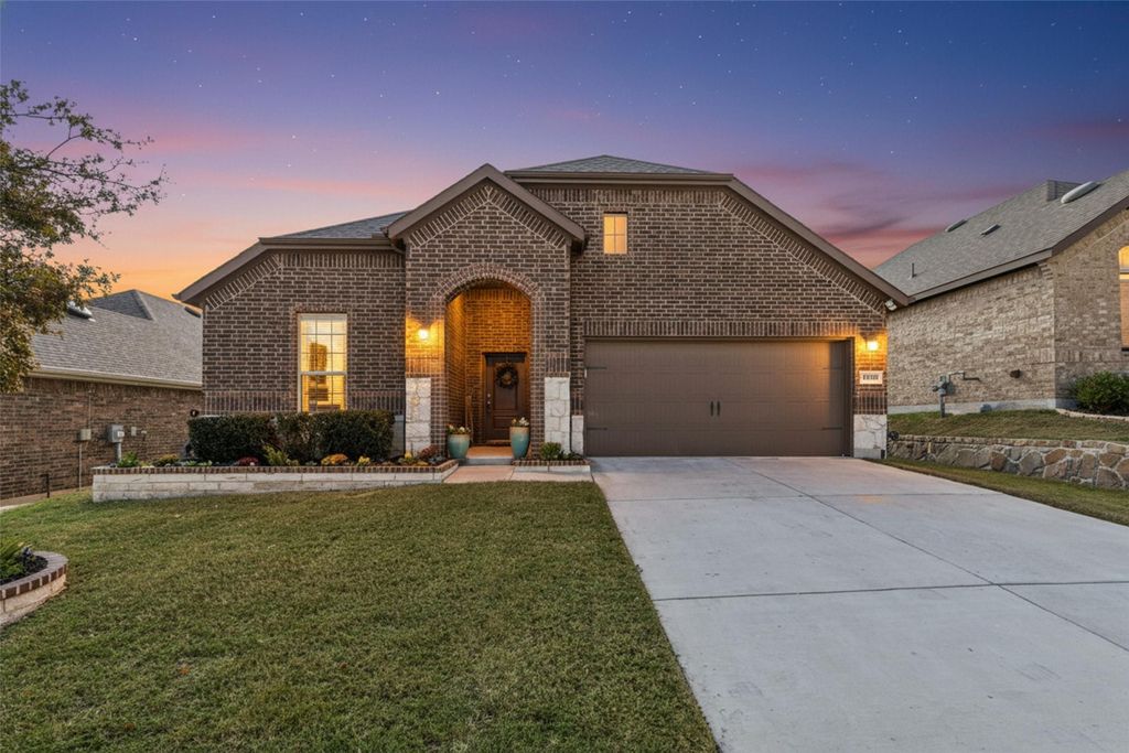 3005 Lampasas Lane, Little Elm, TX 75068