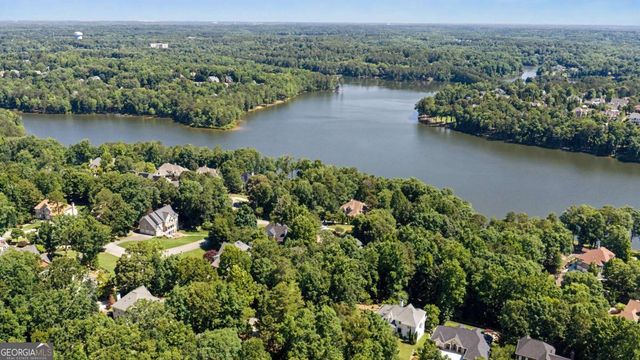 810 Southern Shore Drive, Peachtree City, GA 30269