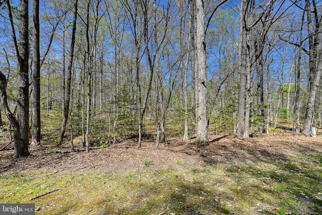 LAKEWOOD CIRCLE, Mineral, VA 23117
