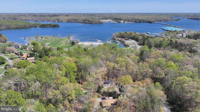 LAKEWOOD CIRCLE, Mineral, VA 23117