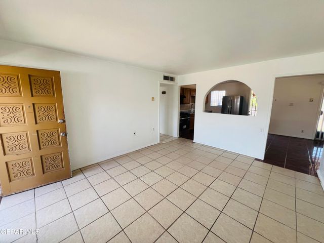 10364 WINDSOR Drive, El Paso, TX 79924