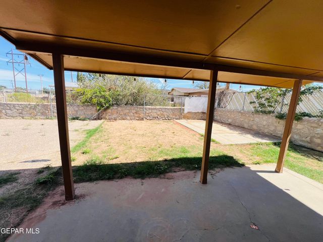 10364 WINDSOR Drive, El Paso, TX 79924