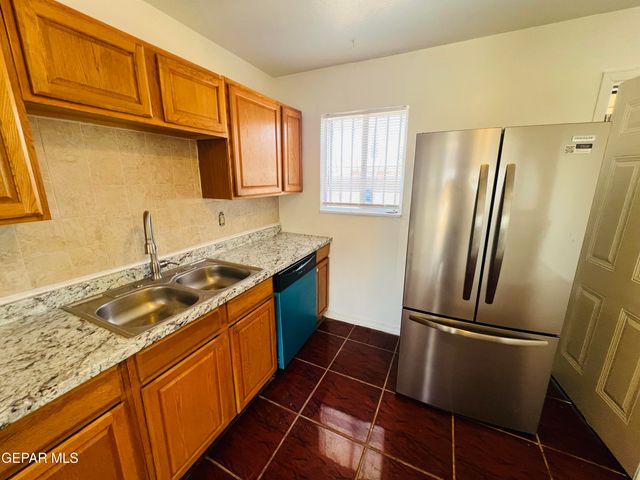 10364 WINDSOR Drive, El Paso, TX 79924