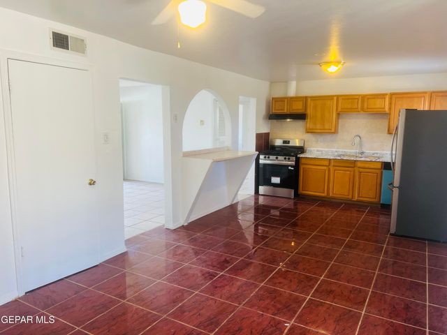 10364 WINDSOR Drive, El Paso, TX 79924